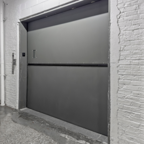 Monte-charge industriel pour usine de production